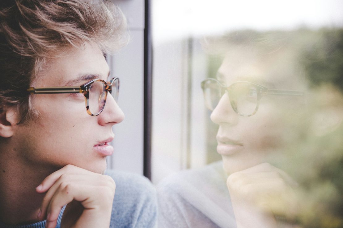10 Journaling Prompts to Understand Your Mood and Energy